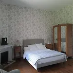 Chateau De La Redortiere 3* Mouzon (Charente)