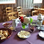 Chateau De La Redortiere 3*