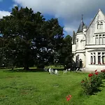 Chateau De La Redortiere Bed & Breakfast 3*