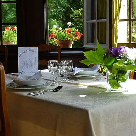 Chateau De La Redortiere Bed & Breakfast